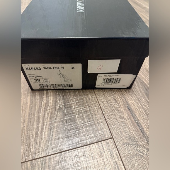 GIORGIO ARMANI $695 Beige Yellow LEATHER PLATFORM PUMPS EU 38 US 8 MADE IN ITALY - Picture 7 of 9